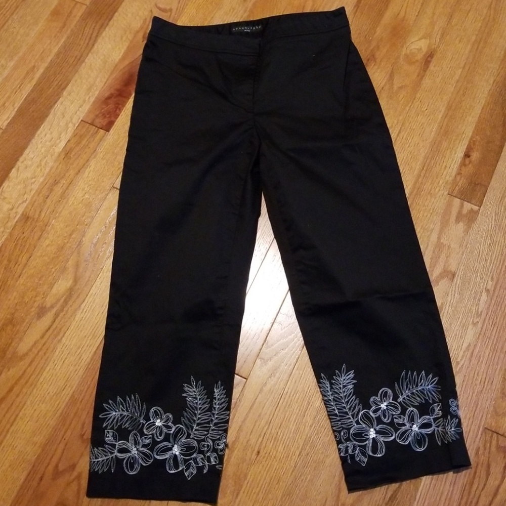 Black Capris